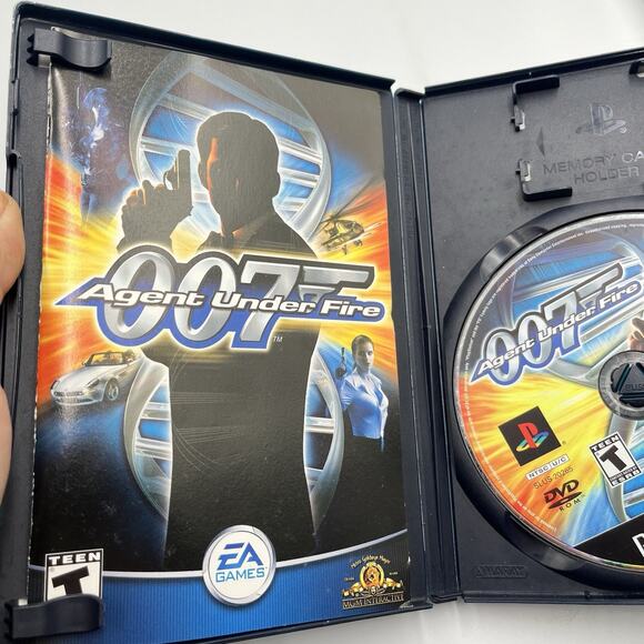 James Bond 007 in Agent Under Fire PS2 PlayStation 2 Complete CIB - Picture 5 of 9